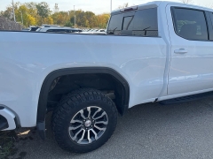 Used 2022 GMC Sierra 1500 4WD Crew Cab AT4 at Suburban Ford of Sterling Heights near Sterling Heights, MI