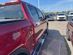 Used 2019 GMC Sierra 1500 4WD Crew Cab Denali at Suburban Ford of Sterling Heights near Sterling Heights, MI