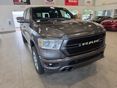 Used 2021  Ram 1500 Big Horn 4x4 Crew Cab 5'7" Box at Maxx Loans near St&period; Adrian&comma; MI