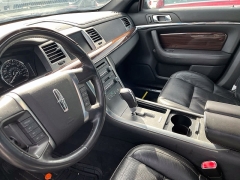Used 2009  Lincoln MKS 4d Sedan FWD at Maxx Loans near St&period; Adrian&comma; MI