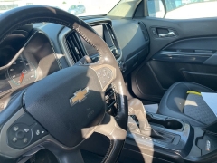 Used 2019 Chevrolet Colorado 4WD Crew Cab 128.3" Z71 at Suburban Ford of Sterling Heights near Sterling Heights, MI