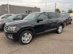 Used 2018 Volkswagen Atlas 3.6L V6 SEL Premium 4MOTION at Suburban Ford of Sterling Heights near Sterling Heights, MI
