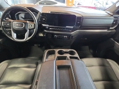 Used 2025  GMC Sierra 1500 4WD Crew Cab 147" SLT at Maxx Loans near St&period; Adrian&comma; MI