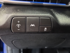 Used 2023  Hyundai Elantra Limited IVT at Maxx Loans near St&period; Adrian&comma; MI