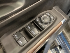 Used 2021 Chevrolet Silverado 3500HD 4WD Crew Cab High Country at Suburban Ford of Sterling Heights near Sterling Heights, MI