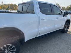 Used 2022 GMC Sierra 1500 4WD Crew Cab AT4 at Suburban Ford of Sterling Heights near Sterling Heights, MI