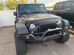 Used 2017 Jeep Wrangler Unlimited 4WD 4dr Rubicon at Suburban Ford of Sterling Heights near Sterling Heights, MI