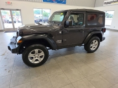 Used 2020  Jeep Wrangler Sport S 4x4 at Maxx Loans near St&period; Adrian&comma; MI