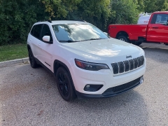 Used 2019 Jeep Cherokee Altitude 4x4 at Maxx Loans near St. Adrian, MI