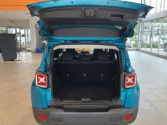 Used 2021 Jeep Renegade Latitude 4x4 at Suburban Ford of Sterling Heights near Sterling Heights, MI