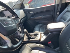 Used 2019 GMC Canyon 4WD Crew Cab 128.3" Denali at Suburban Ford of Sterling Heights near Sterling Heights, MI