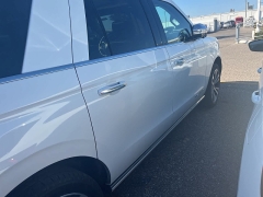 Used 2021 Ford Expedition Max Platinum 4x4 at Suburban Ford of Sterling Heights near Sterling Heights, MI