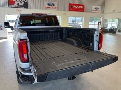Used 2022  GMC Sierra 3500HD 4WD Crew Cab Denali at Maxx Loans near St. Adrian, MI