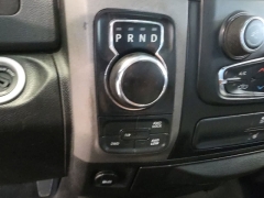 Used 2019  Ram 1500 Classic Express 4x4 Crew Cab 5'7" Box at Maxx Loans near St&period; Adrian&comma; MI