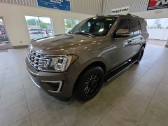 Used 2019  Ford Expedition 4d SUV 4WD Limited at Maxx Loans near St&period; Adrian&comma; MI