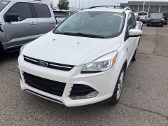 Used 2015  Ford Escape 4d SUV FWD Titanium at Maxx Loans near St&period; Adrian&comma; MI