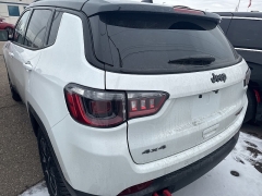 Used 2025  Jeep Compass Trailhawk 4x4 at Maxx Loans near St&period; Adrian&comma; MI