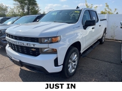 Used 2021 Chevrolet Silverado 1500 4WD Crew Cab Custom at Maxx Loans near St. Adrian, MI