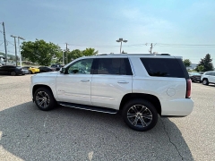 Used 2017 GMC Yukon 4d SUV 4WD Denali at Suburban Ford of Sterling Heights near Sterling Heights, MI