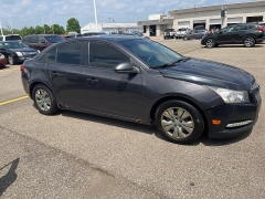 Used 2014 Chevrolet Cruze 4d Sedan LS AT at Maxx Loans near St. Adrian, MI