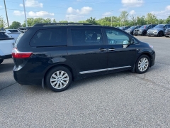 Used 2017 Toyota Sienna AWD 7-Passenger (Natl) at Maxx Loans near St. Adrian, MI
