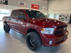 Used 2019 Ram 1500 Classic Express 4x4 Crew Cab 5'7" Box at Suburban Ford of Sterling Heights near Sterling Heights, MI