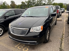 Used 2013  Chrysler Town & Country 4d Wagon Touring at Maxx Loans near St&period; Adrian&comma; MI