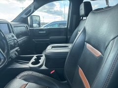 Used 2021  GMC Sierra 2500HD 4WD Crew Cab 172" AT4 at Maxx Loans near St&period; Adrian&comma; MI