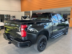 Used 2021 Chevrolet Silverado 1500 4WD Crew Cab 147" LT Trail Boss at Suburban Ford of Sterling Heights near Sterling Heights, MI