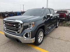 Used 2019  GMC Sierra 1500 4WD Crew Cab 147" SLT at Maxx Loans near St. Adrian, MI