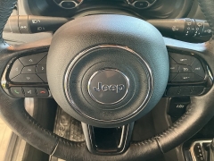 Used 2022  Jeep Renegade Altitude 4x4 at Maxx Loans near St. Adrian, MI