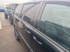 Used 2015  Dodge Grand Caravan 4d Wagon R&sol;T at Maxx Loans near St&period; Adrian&comma; MI