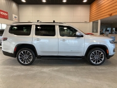 Used 2022  Jeep Wagoneer Series II 4x4 at Maxx Loans near St&period; Adrian&comma; MI