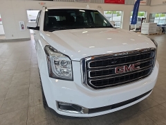 Used 2019  GMC Yukon 4d SUV 4WD SLE at Maxx Loans near St&period; Adrian&comma; MI