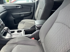 Used 2009  Chevrolet Traverse FWD 4dr LT w&sol;1LT at Maxx Loans near St&period; Adrian&comma; MI