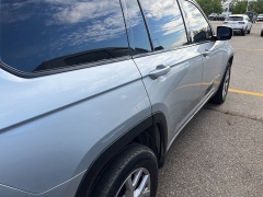 Used 2021 Jeep Grand Cherokee L Limited 4x4 at Suburban Ford of Sterling Heights near Sterling Heights, MI