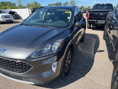 Used 2020 Ford Escape 4d SUV AWD Titanium at Maxx Loans near St. Adrian, MI