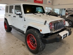 Used 2016  Jeep Wrangler Unlimited 4WD 4dr Sahara at Maxx Loans near St&period; Adrian&comma; MI