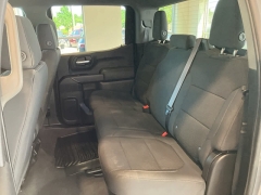 Used 2021 GMC Sierra 1500 4WD Crew Cab at Maxx Loans near St. Adrian, MI
