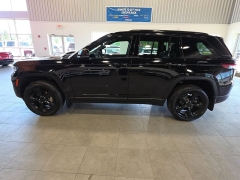 Used 2024  Jeep Grand Cherokee Altitude 4x4 at Maxx Loans near St&period; Adrian&comma; MI