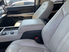 Used 2019 Ford Expedition Max 4d SUV 4WD Platinum at Suburban Ford of Sterling Heights near Sterling Heights, MI