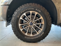 Used 2019 Ford F-150 4WD SuperCrew 5.5' Box at Suburban Ford of Sterling Heights near Sterling Heights, MI