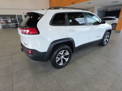 Used 2018  Jeep Cherokee Trailhawk Leather Plus 4x4 at Maxx Loans near St&period; Adrian&comma; MI