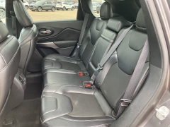 Used 2019 Jeep Cherokee Latitude Plus 4x4 at Maxx Loans near ,