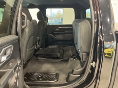 Used 2020  Ram 1500 Big Horn 4x4 Crew Cab 5'7" Box at Maxx Loans near St&period; Adrian&comma; MI