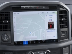 New 2024 Ford F-150 XLT 4WD SuperCrew Box at Suburban Ford of Sterling Heights near Sterling Heights, MI