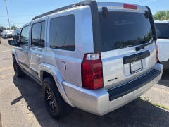 Used 2007 Jeep Commander 4WD 4dr Sport at Maxx Loans near St. Adrian, MI