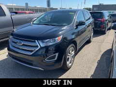 Used 2018 Ford Edge 4d SUV AWD Titanium V6 at Suburban Ford of Sterling Heights near Sterling Heights, MI