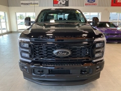 Used 2025 Ford Super Duty F-250 SRW LARIAT 4WD Crew Cab 6.75' Box at Suburban Ford of Sterling Heights near Sterling Heights, MI