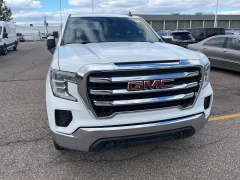 Used 2020 GMC Sierra 1500 4WD Crew Cab SLE at Suburban Ford of Sterling Heights near Sterling Heights, MI